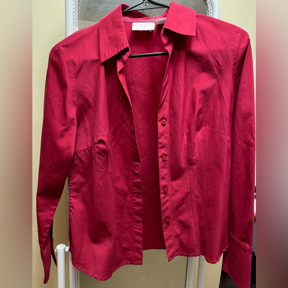 Worthington crimson red satiny button down w 3/4 sleeves NWOT size 6P